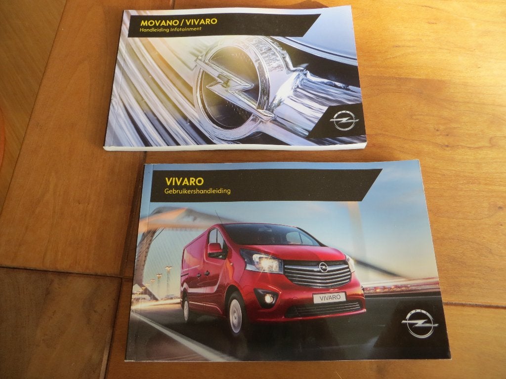 Nieuw instructieboek Opel Vivaro bestel, Combi +audio 2014, Auto diversen, Ophalen of Verzenden