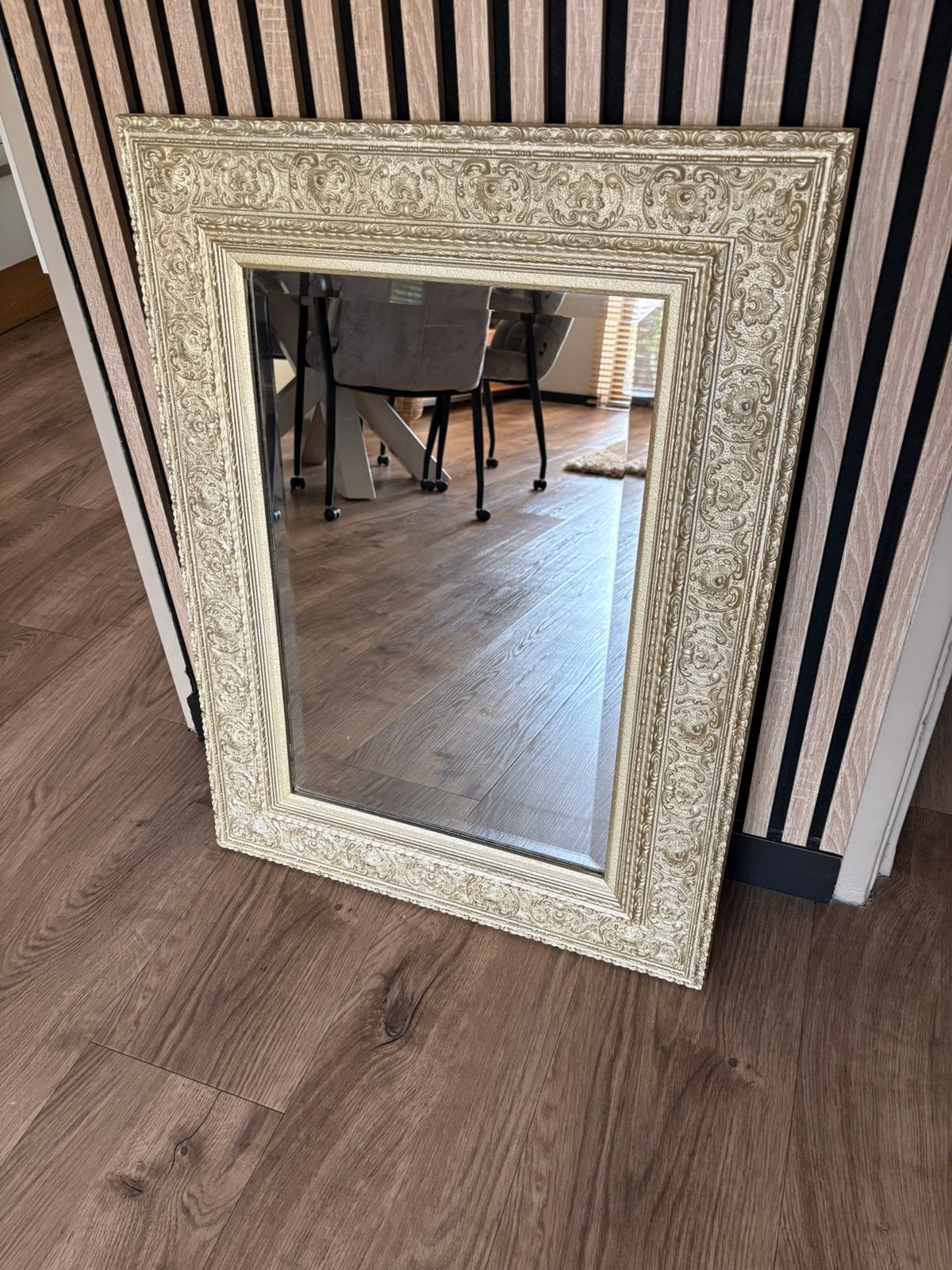 Mooie grote gouden barok spiegel 80x60, Ophalen, Zo goed als nieuw, Minder dan 100 cm, Rechthoekig