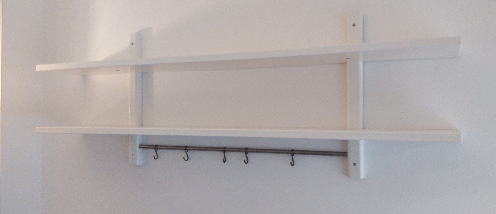 IKEA keuken wandrek (twee planken + stang met haakjes), Ophalen, Zo goed als nieuw