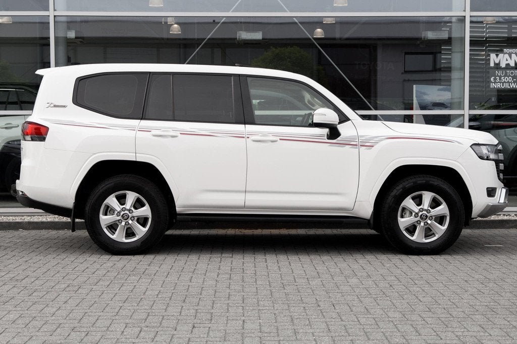 Toyota Land cruiser 70th. Anniversary 300 3.5 V6 TwinTurbo 4, Auto's, Automaat, Stof, Gebruikt, Euro 6