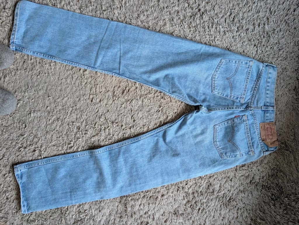 Levi's 501 - Maat 27/32 - Nieuwstaat, Ophalen of Verzenden, Zo goed als nieuw