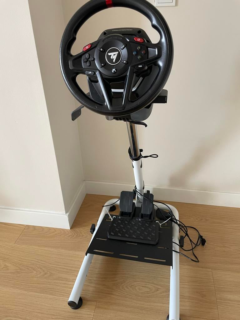 Thrustmaster 125 Xbox stuur + pedalen + standaard, Spelcomputers en Games, Spelcomputers | Xbox | Accessoires, Ophalen of Verzenden