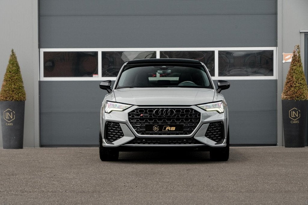 AUDI RS Q3 SPORTBACK 2.5 TFSI QUATTRO|MATRIX LED|Milltek, Automaat, Gebruikt, 1675 kg, Met garantie (alle)