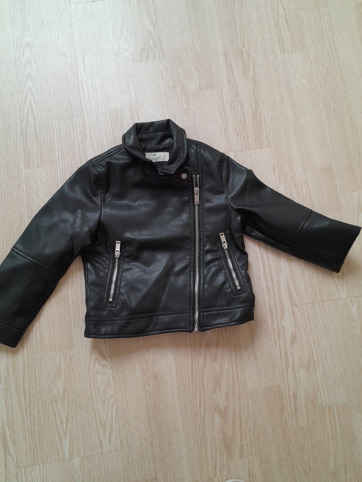 Stoere H&M leren jas maat 110 - Zo goed als nieuw, Jongen of Meisje, H&M, Ophalen of Verzenden, Zo goed als nieuw