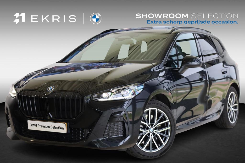 BMW 2 Serie Active Tourer 230e xDrive | M Sport | Harman Kar, Auto's, BMW, Automaat, 150 min, 1820 kg, Zwart
