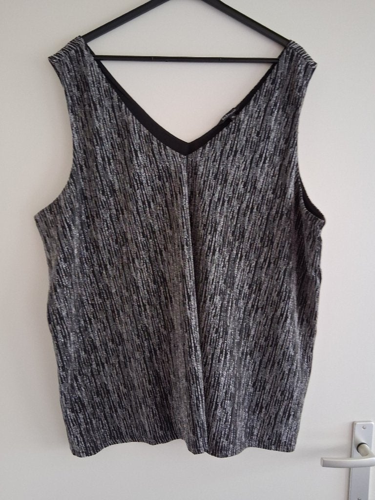 Topje maat XL, Overige kleuren, Maat 46/48 (XL) of groter, Nieuw, Ophalen of Verzenden