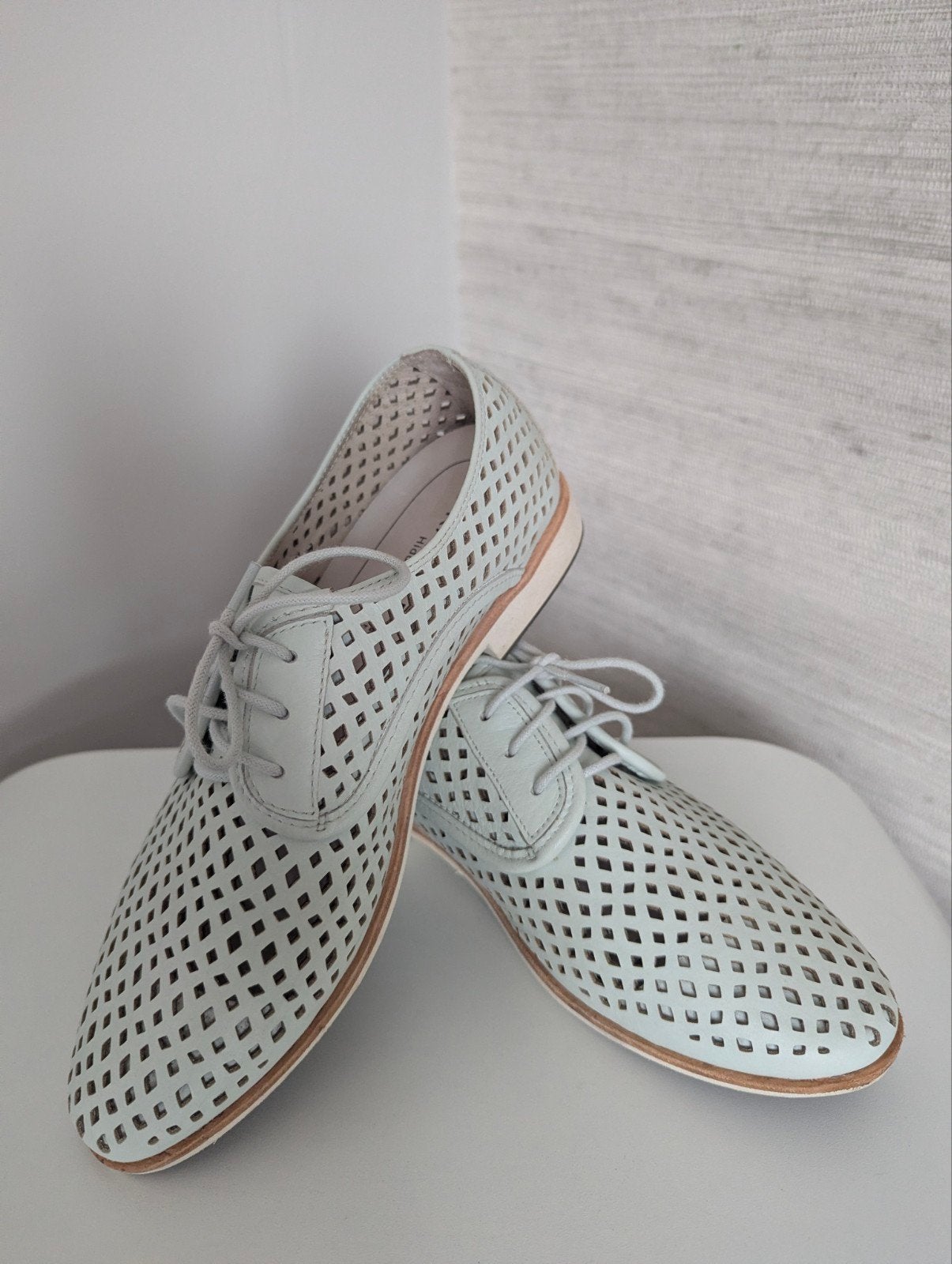 FRANKiE4 Suze veterschoenen - Geperforeerd leer - Wit/Lichtg, Ophalen of Verzenden, Zo goed als nieuw, Wit, Sneakers of Gympen