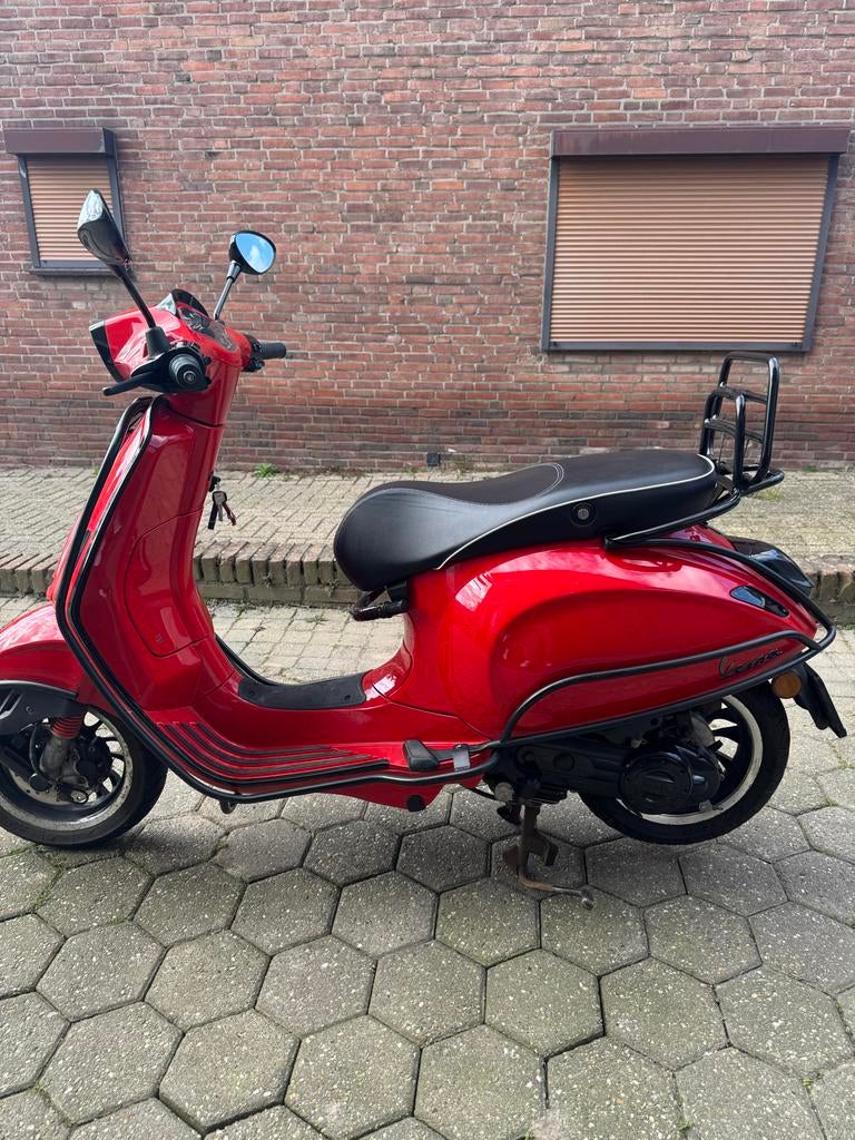Vespa Sprint 20000 km, Ophalen, Zo goed als nieuw, Benzine, Overige modellen
