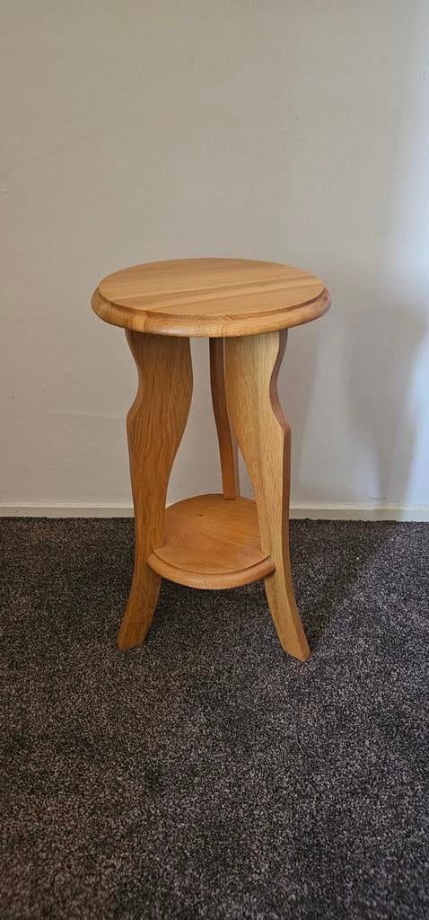 Blank Eiken Bijzettafel, Huis en Inrichting, Tafels | Bijzettafels, Minder dan 55 cm, Rond, Zo goed als nieuw, Hout