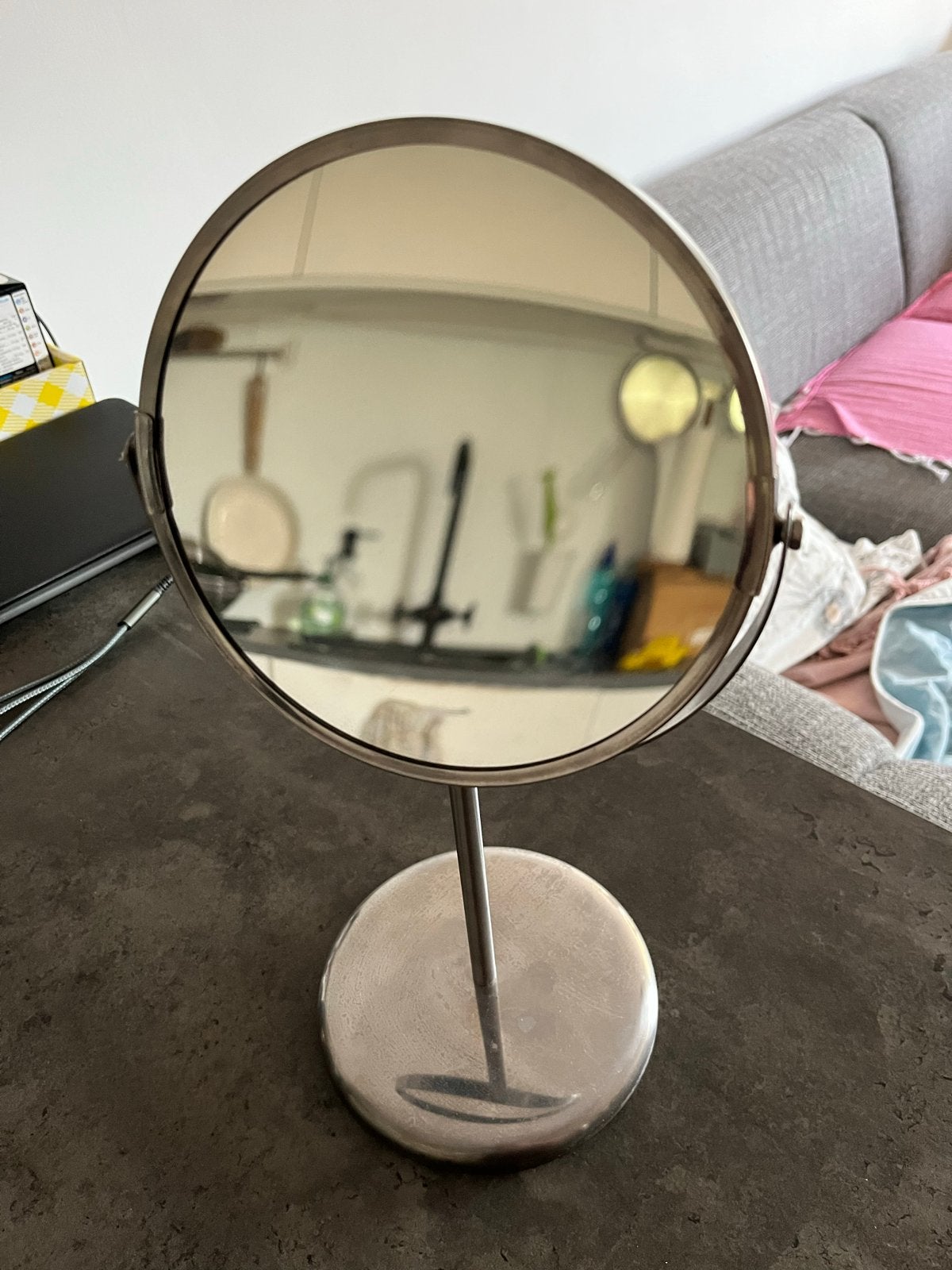 make-up spiegel met één vergrotende kant, Ophalen, Minder dan 50 cm, Rond, Zo goed als nieuw