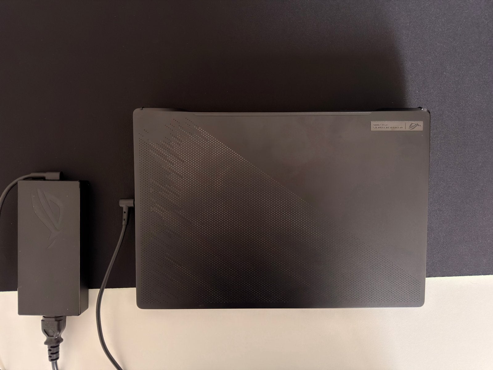 ASUS ROG Zephyrus M16 Gaming Laptop, Computers en Software, Windows Laptops, Ophalen, Met videokaart, 2 tot 3 Ghz, Qwerty