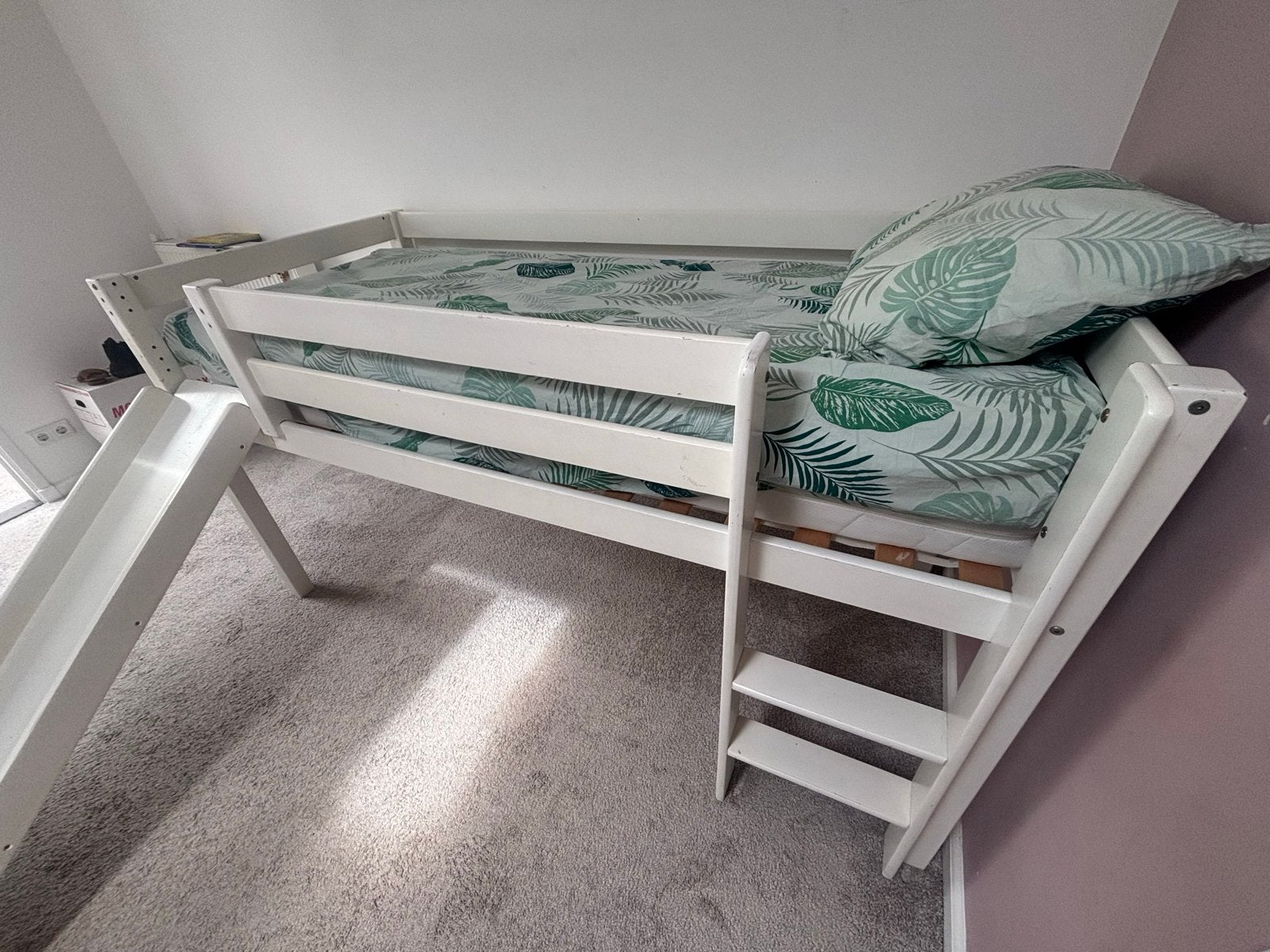 Halfhoogslaper met glijbaan en trap - Zonder matras, Huis en Inrichting, Slaapkamer | Stapelbedden en Hoogslapers, Ophalen, Gebruikt
