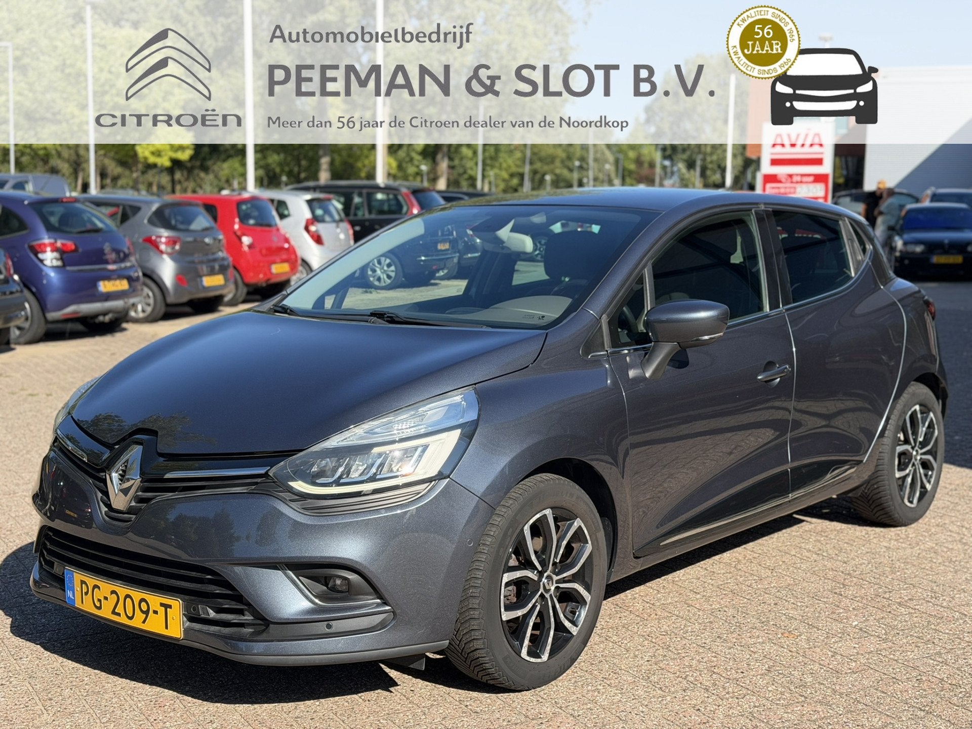 Renault Clio 0.9 TCe Intens Navigatie | Camera | Climate Con, Voorwielaandrijving, Gebruikt, 49 €/maand, Origineel Nederlands