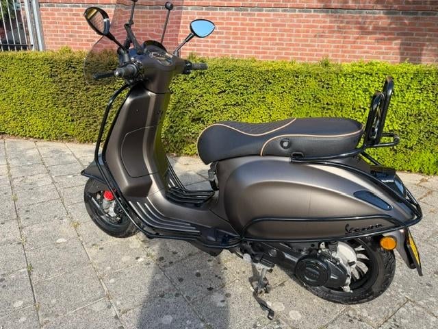 Scooter  Vespa Sprint Exclusive, Fietsen en Brommers, Brommeronderdelen | Scooters, Ophalen, Zo goed als nieuw, Overige typen