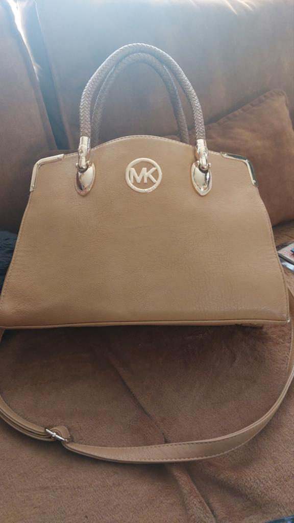 Michel Kors handtas, Sieraden, Tassen en Uiterlijk, Tassen | Damestassen, Ophalen of Verzenden, Zo goed als nieuw, Beige, Handtas