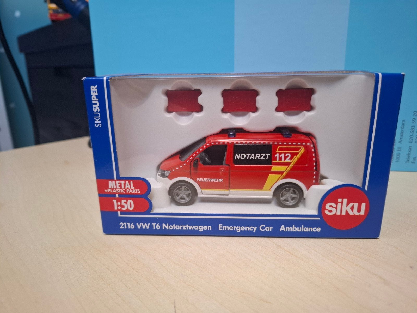 Siku Super 2116 VW T6 Notarztwagen Ambulance, Ophalen of Verzenden, Nieuw, Auto, SIKU