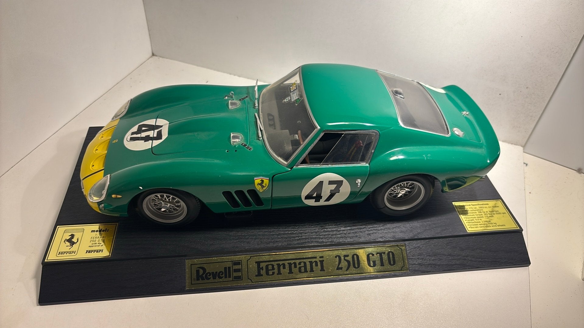 Ferrari 250 gto #47 revell 1.12, Ophalen of Verzenden, A, A, A