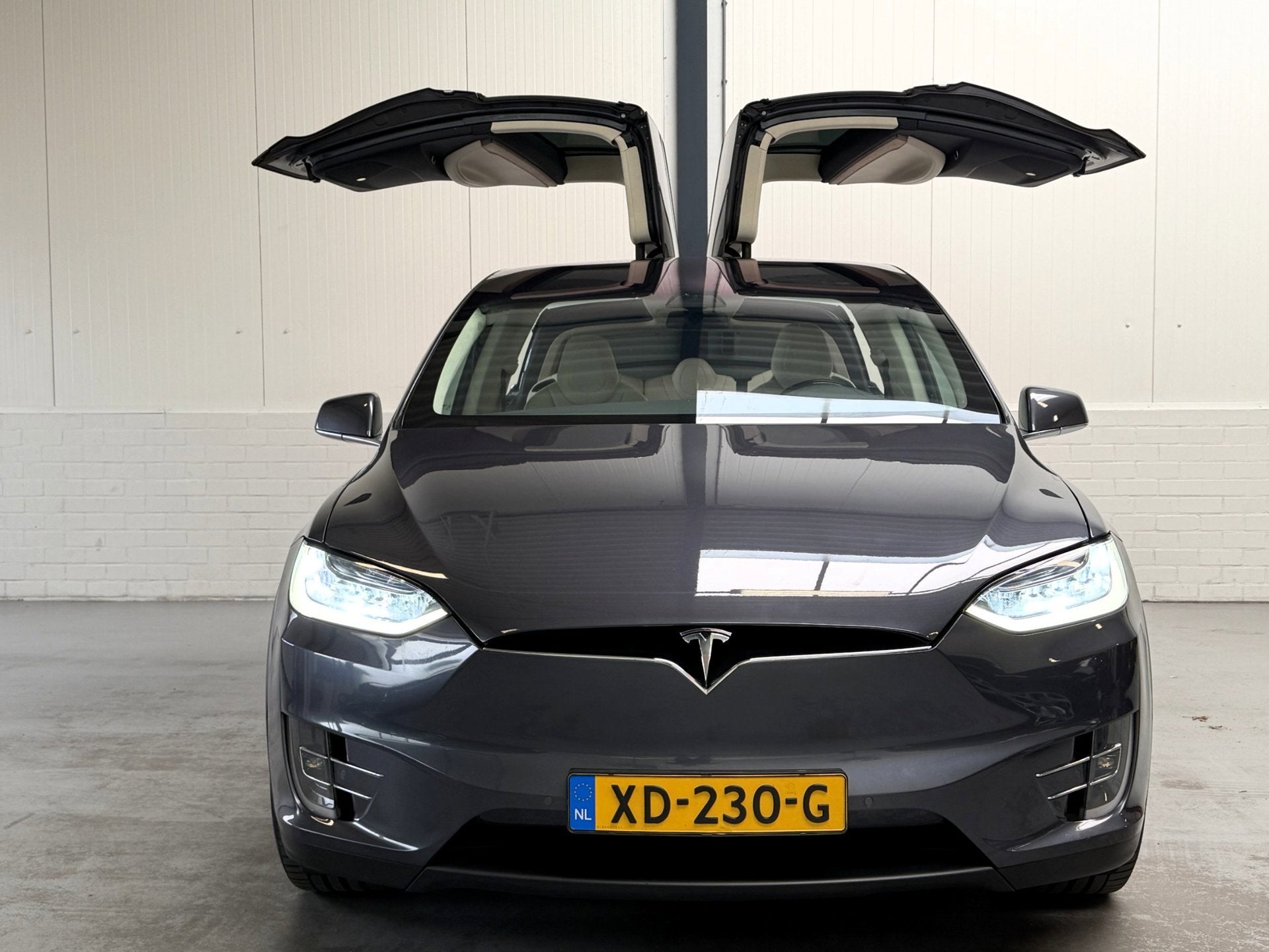 Tesla Model X 75D Base|Trekhaak|Stoel-stuurverwarming, Auto's, Tesla, Automaat, Model X, Gebruikt, 124 €/maand