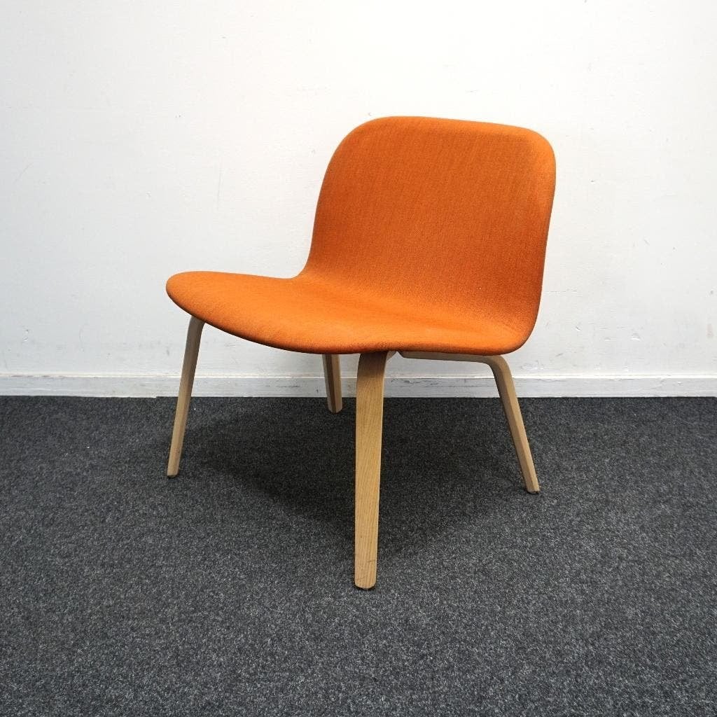 Muuto Visu Design Fauteuil | Lounge stoelen | Oranje, Huis en Inrichting, Gebruikt, -, 75 tot 100 cm, Ophalen of Verzenden