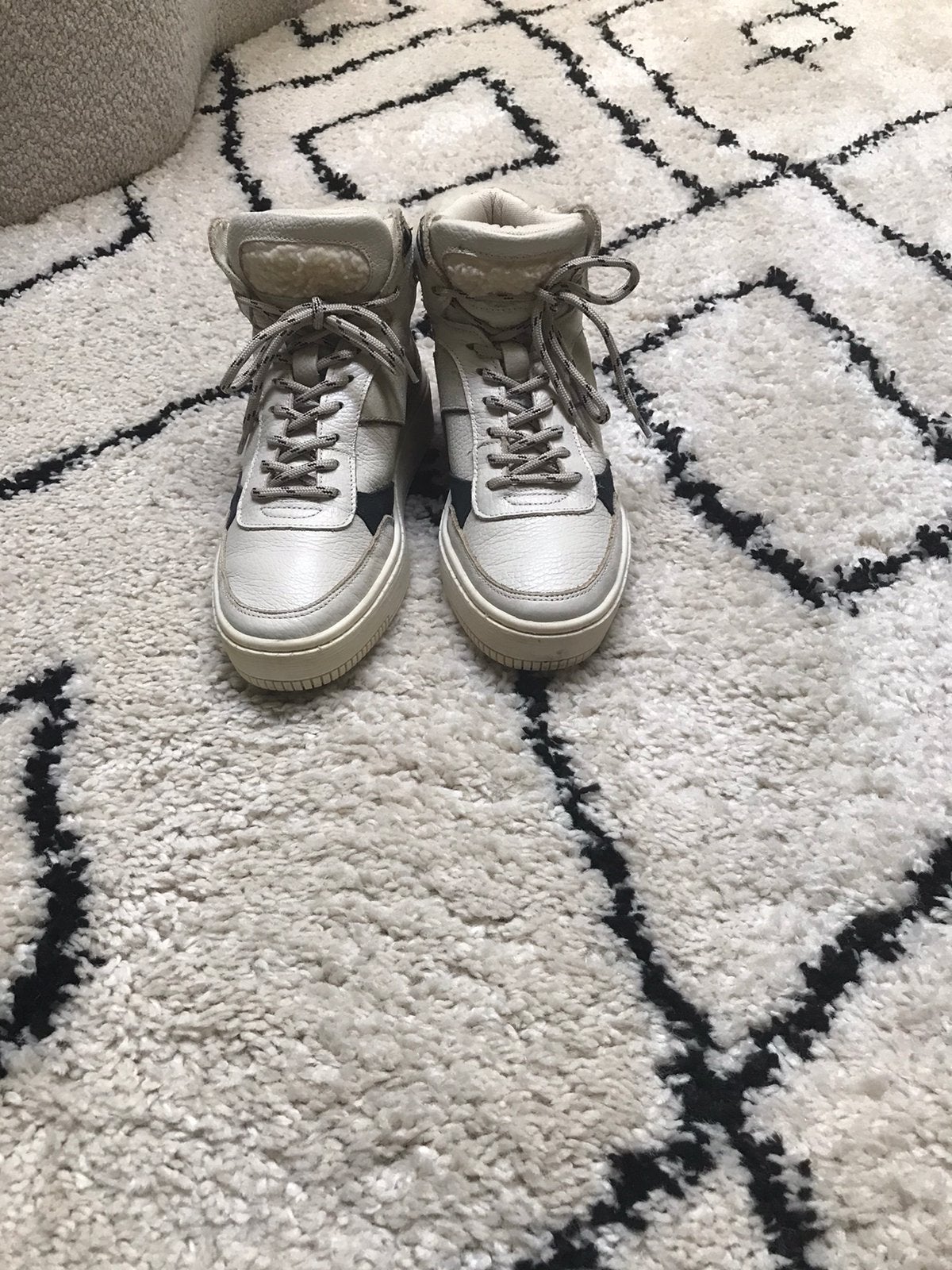 Mooi1x gedragen leer met echt suede afgewerkt hoge sneakers, Beige, Ophalen of Verzenden, Sneakers of Gympen, Zo goed als nieuw