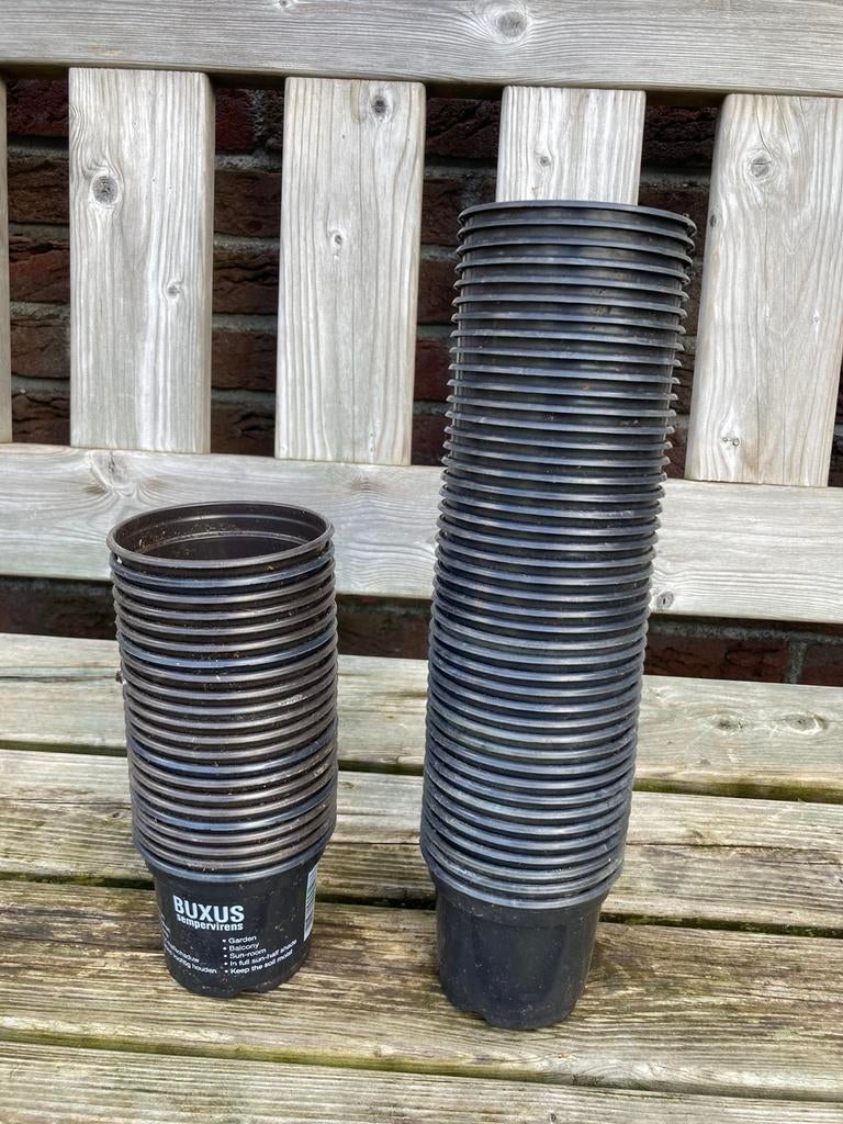 bloempotjes p9 (9 cm doorsnee) een paar 1000 stuks, Kunststof, Gebruikt, Rond, Ophalen of Verzenden