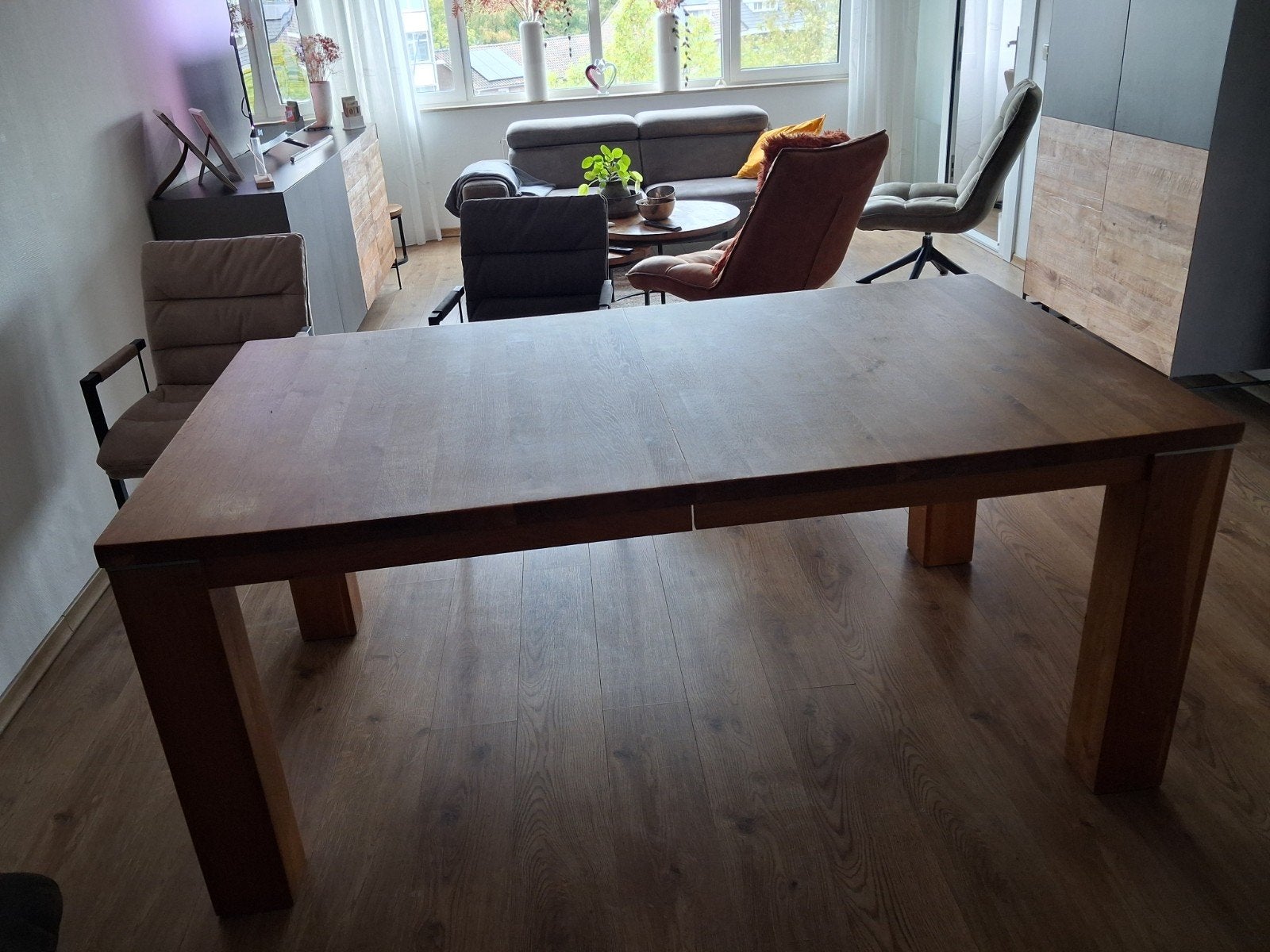 Robuuste eettafel van massief hout ., Ophalen, Gebruikt, Modern landelijk, 200 cm of meer