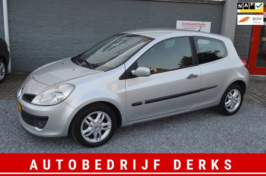 Renault Clio 1.2-16V Collection Airco Stuurbekrachtiging Jaa, Auto's, Renault, Voorwielaandrijving, Gebruikt, 4 cilinders, 1055 kg