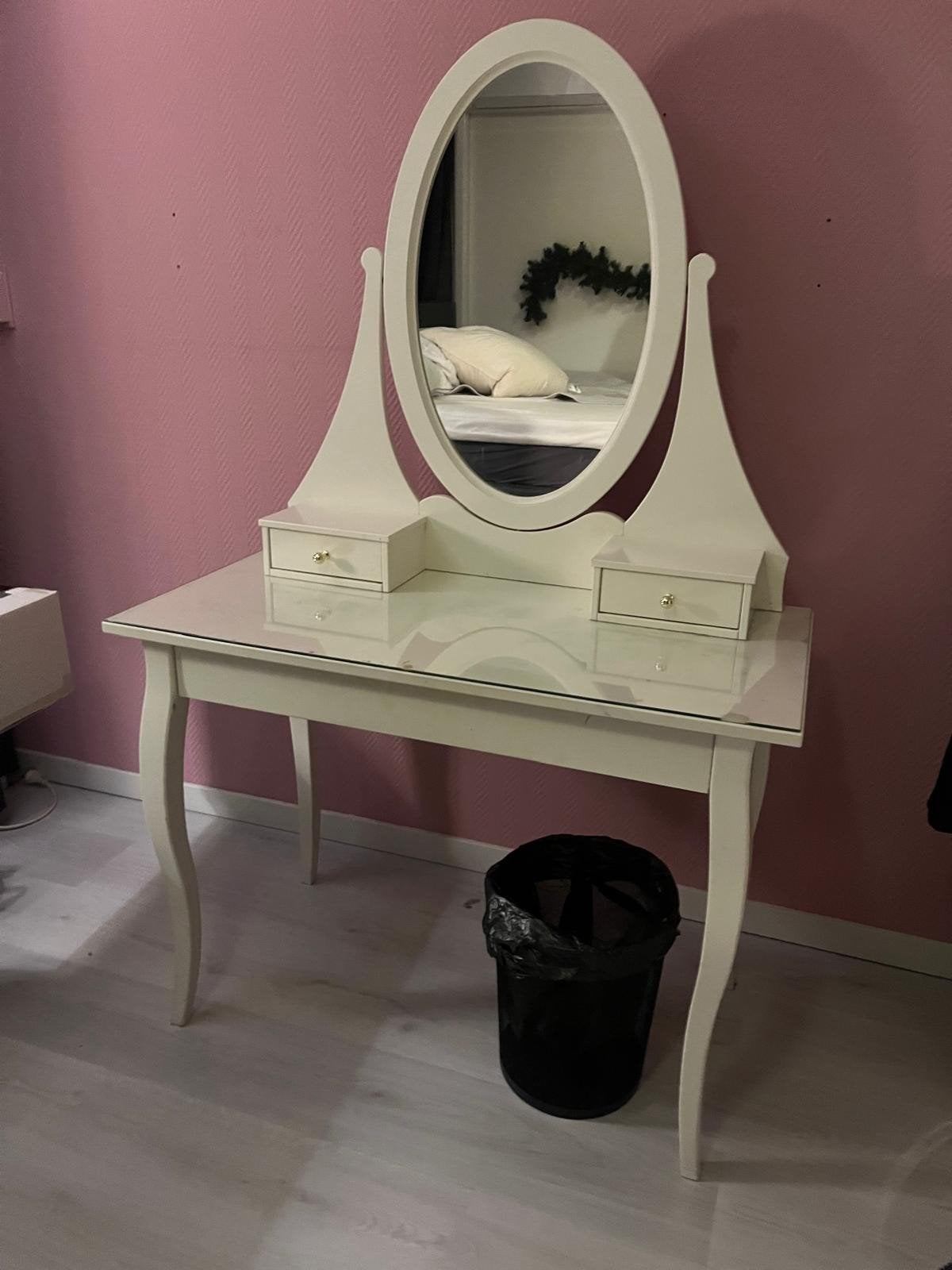 Ikea kaptafel met spiegel en lades, Ophalen of Verzenden, Gebruikt, Hout, 50 tot 100 cm