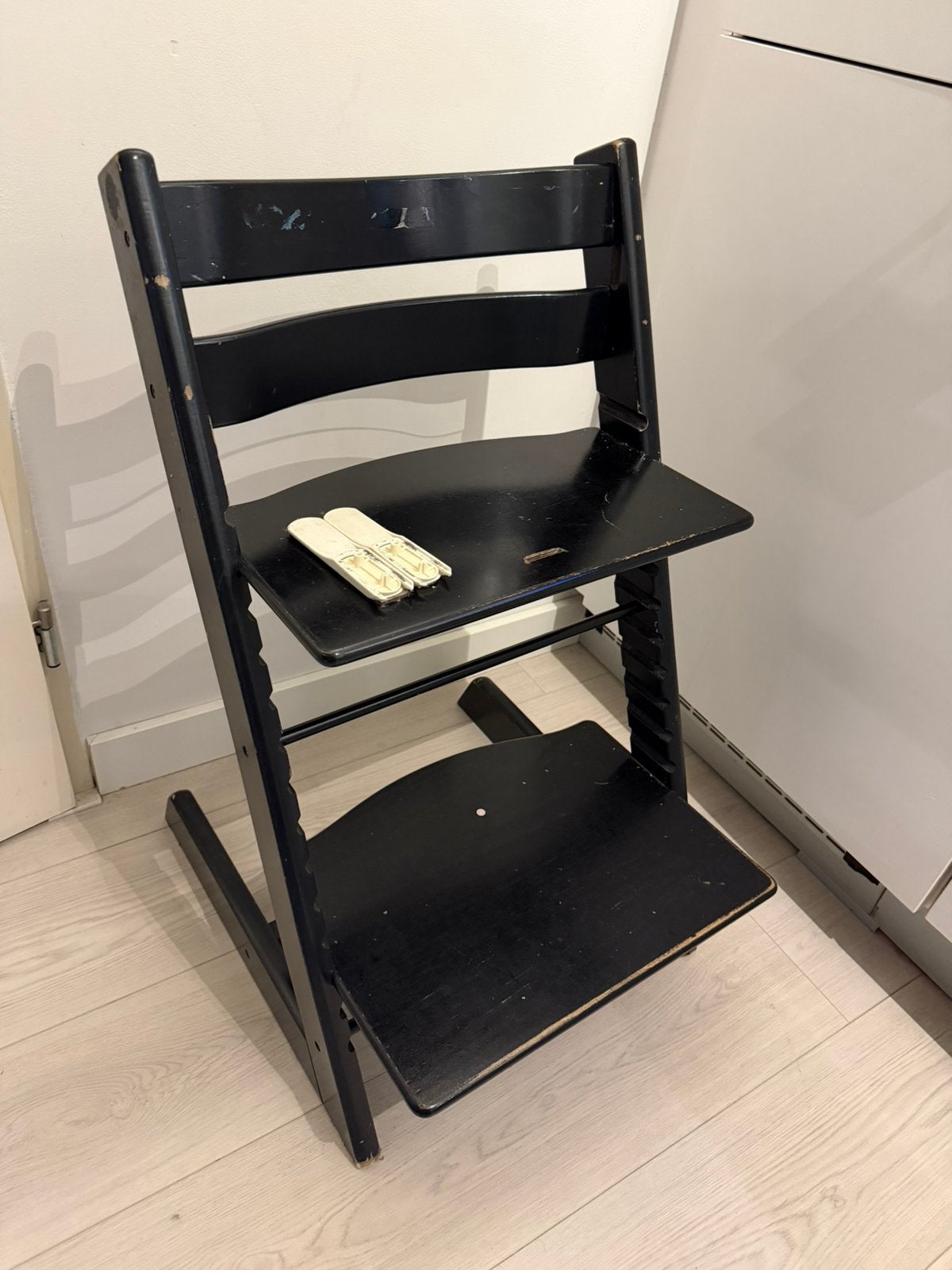 Stokke Tripp Trapp kleur zwart, Ophalen, Gebruikt