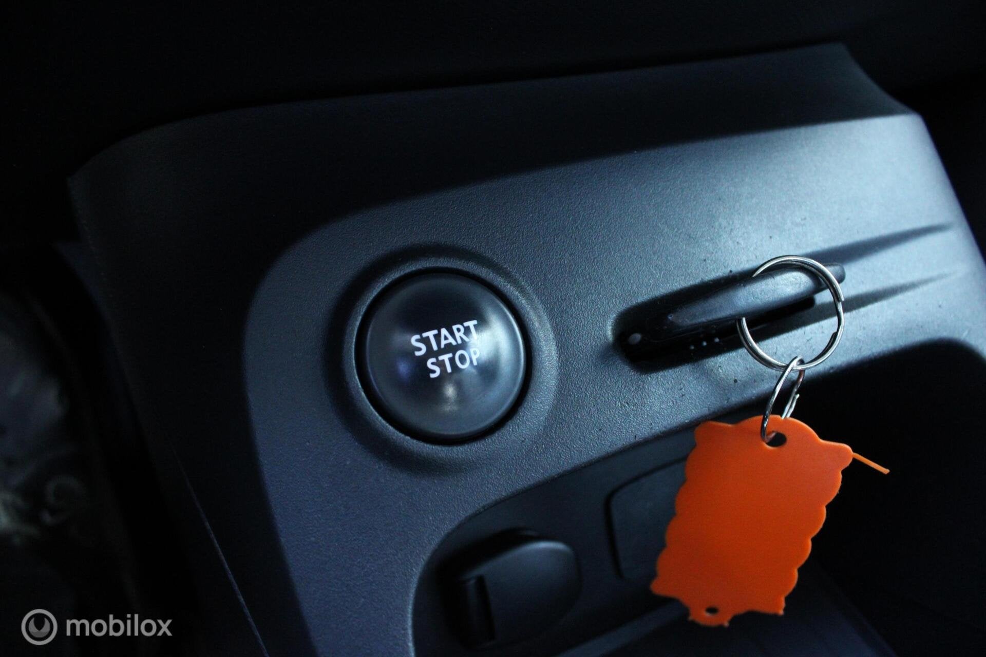 Foto 29 van Renault Captur 0.9 TCe Camera|Stoel verw.|Keyless