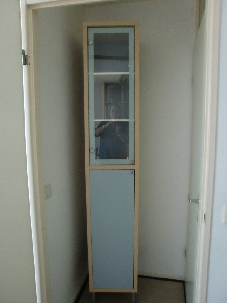 Magiker vitrinekast, Huis en Inrichting, Kasten | Vitrinekasten, Ophalen, Minder dan 50 cm, 25 tot 50 cm, Gebruikt