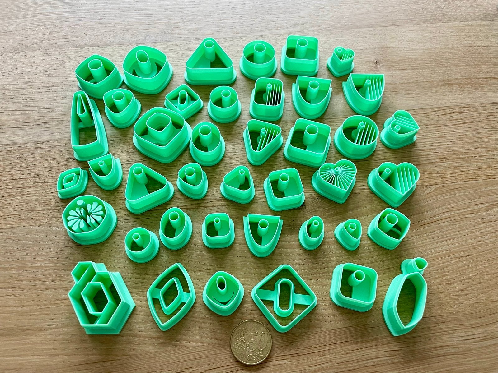 Polymeer klei cutters set - ca. 40 stuks diverse vormen, Hobby en Vrije tijd, Knutselen, Groen, Overige thema's, Gereedschap of Toebehoren