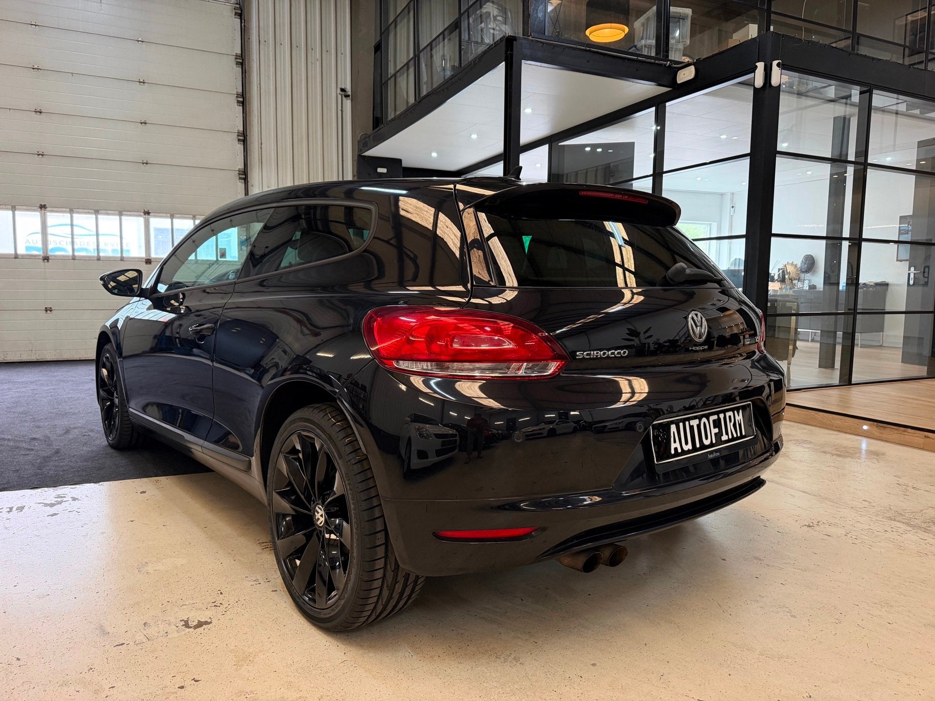 Volkswagen Scirocco 1.4 TSI 122 PK Dealer onderhouden Naviga, Auto's, Volkswagen, Voorwielaandrijving, Dealer onderhouden, Stof