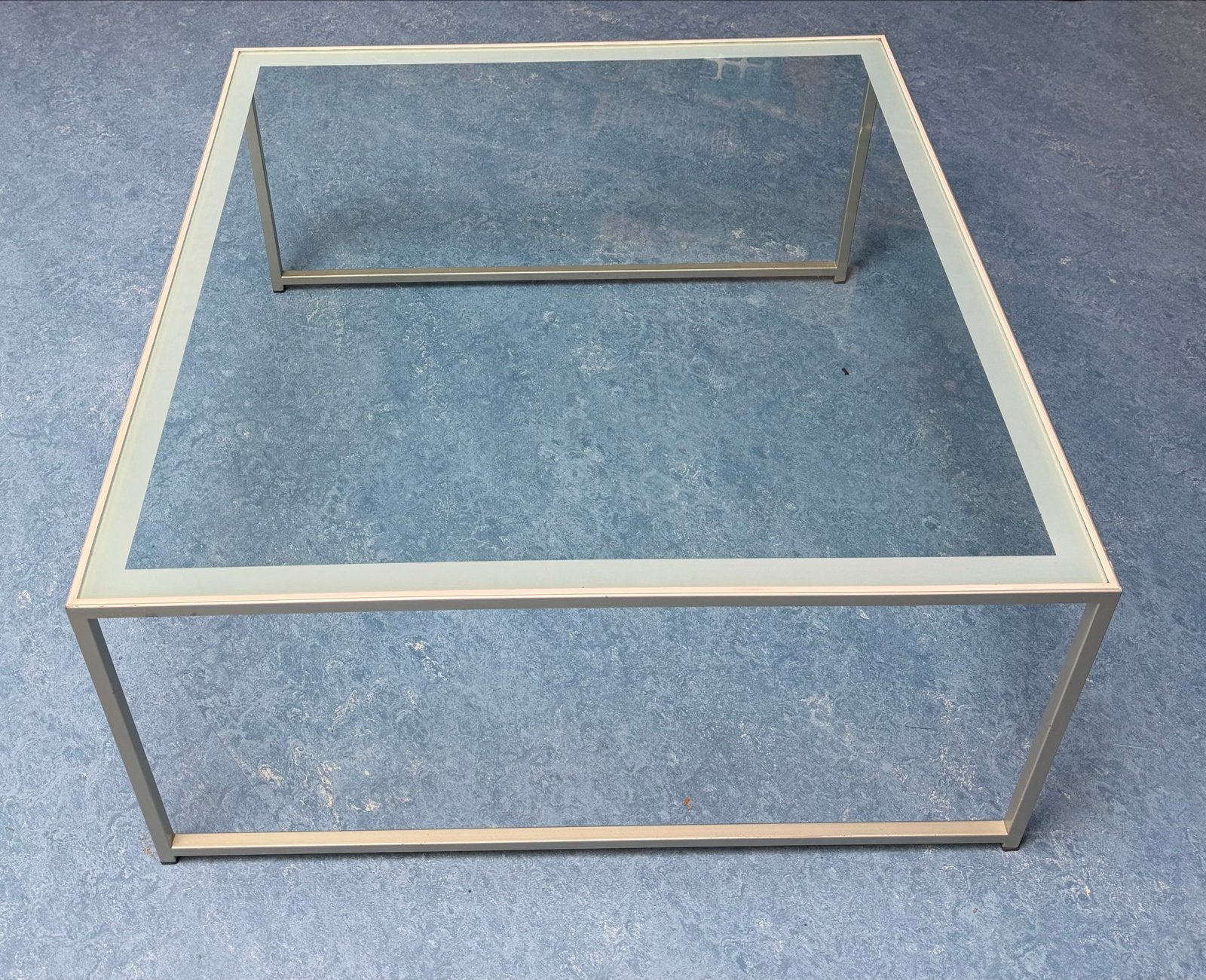 Vierkante salontafel 80x80 cm met glazen blad, Ophalen, Gebruikt, Vierkant, 50 tot 100 cm