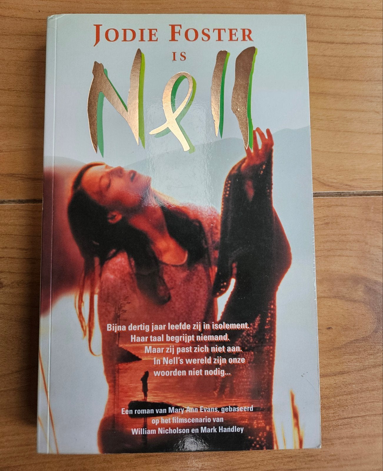 Jodie Foster is Nell - Boek gebaseerd op de film, Ophalen of Verzenden, Zo goed als nieuw, Mary Ann Evans, Nederland