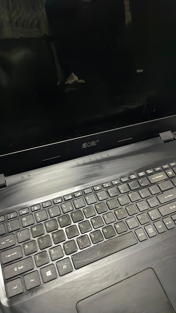 Acer Aspire 3 Laptop + 2 laptop - voor onderdelen teab, Gebruikt, 2 tot 3 Ghz, Ophalen of Verzenden, 15 inch