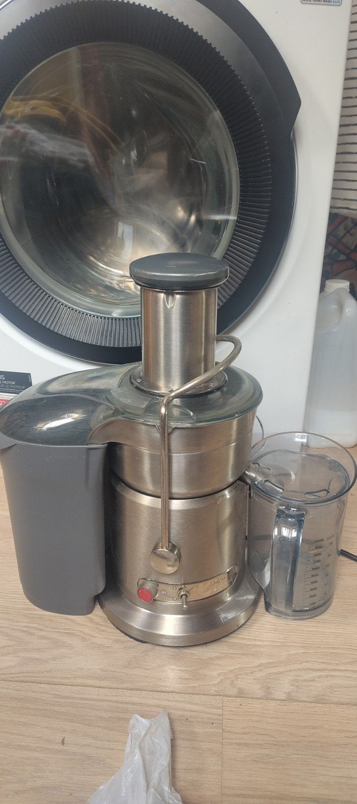 Solis juice fountain pro sapcentrifuge, Witgoed en Apparatuur, Ophalen, Gebruikt, Elektrisch, Sapcentrifuge
