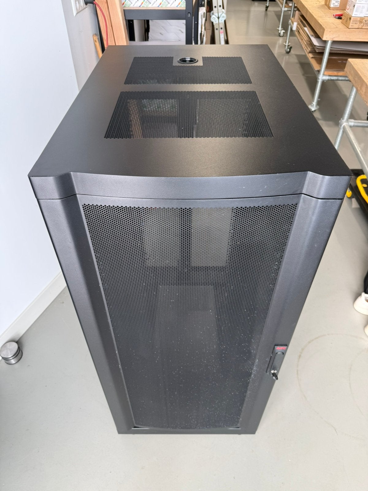 APX netchelter serverkast, Ophalen, Zo goed als nieuw