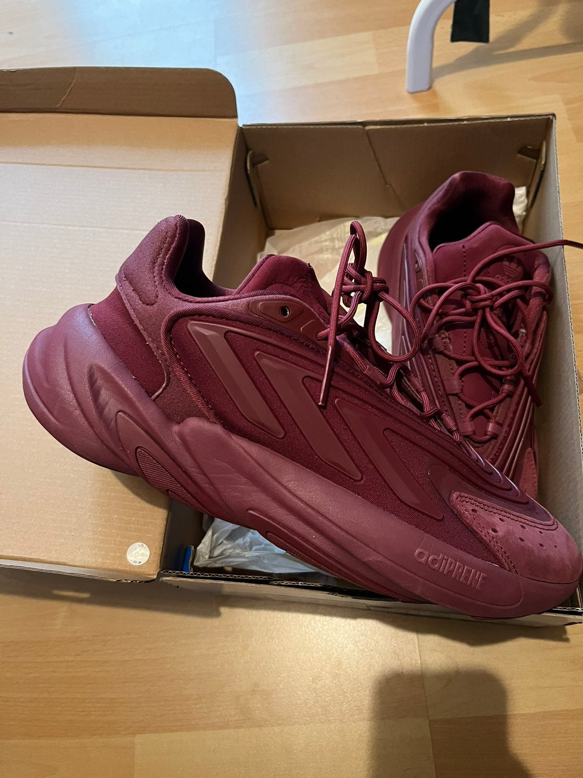 Paarse rode adidas ozelia maat 42 nieuw, Ophalen of Verzenden, Nieuw, Rood, Sneakers of Gympen