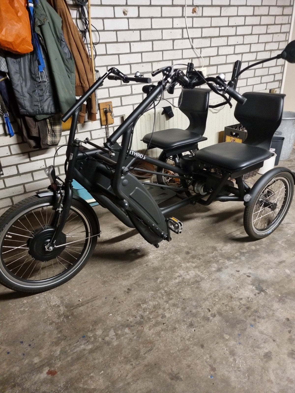 Bijna nieuwe elektrische duofiets Huka Orthros - Slechts 700, Ophalen, Zo goed als nieuw, Trommelrem, Orthros