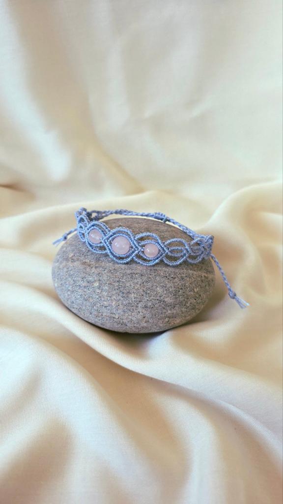 Elegant Boho armbandje met rozenkwarts, Ophalen of Verzenden, Nieuw, Roze, Overige materialen