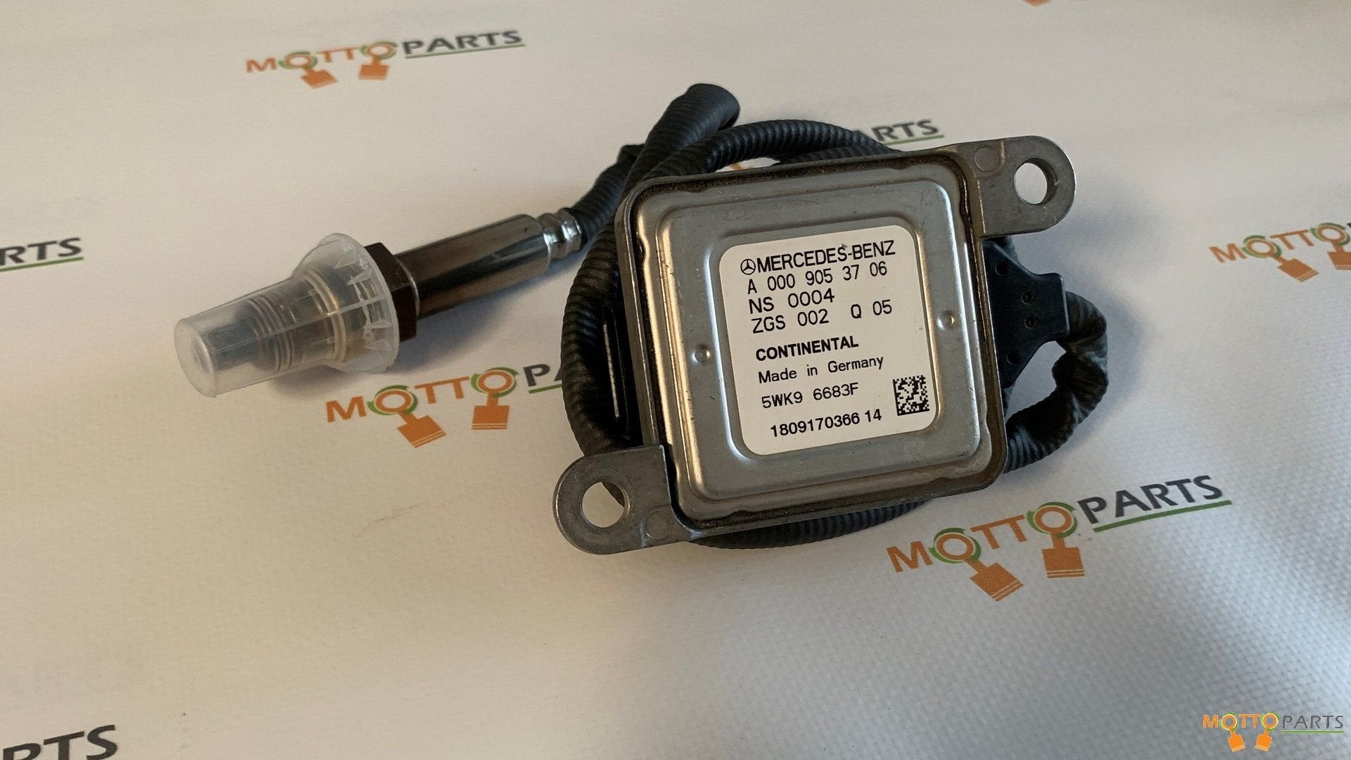 Mercedes-Benz NOx sensor A0009053706 - 5WK96683F ZGS002Q05, Gebruikt, -, -, Ophalen of Verzenden