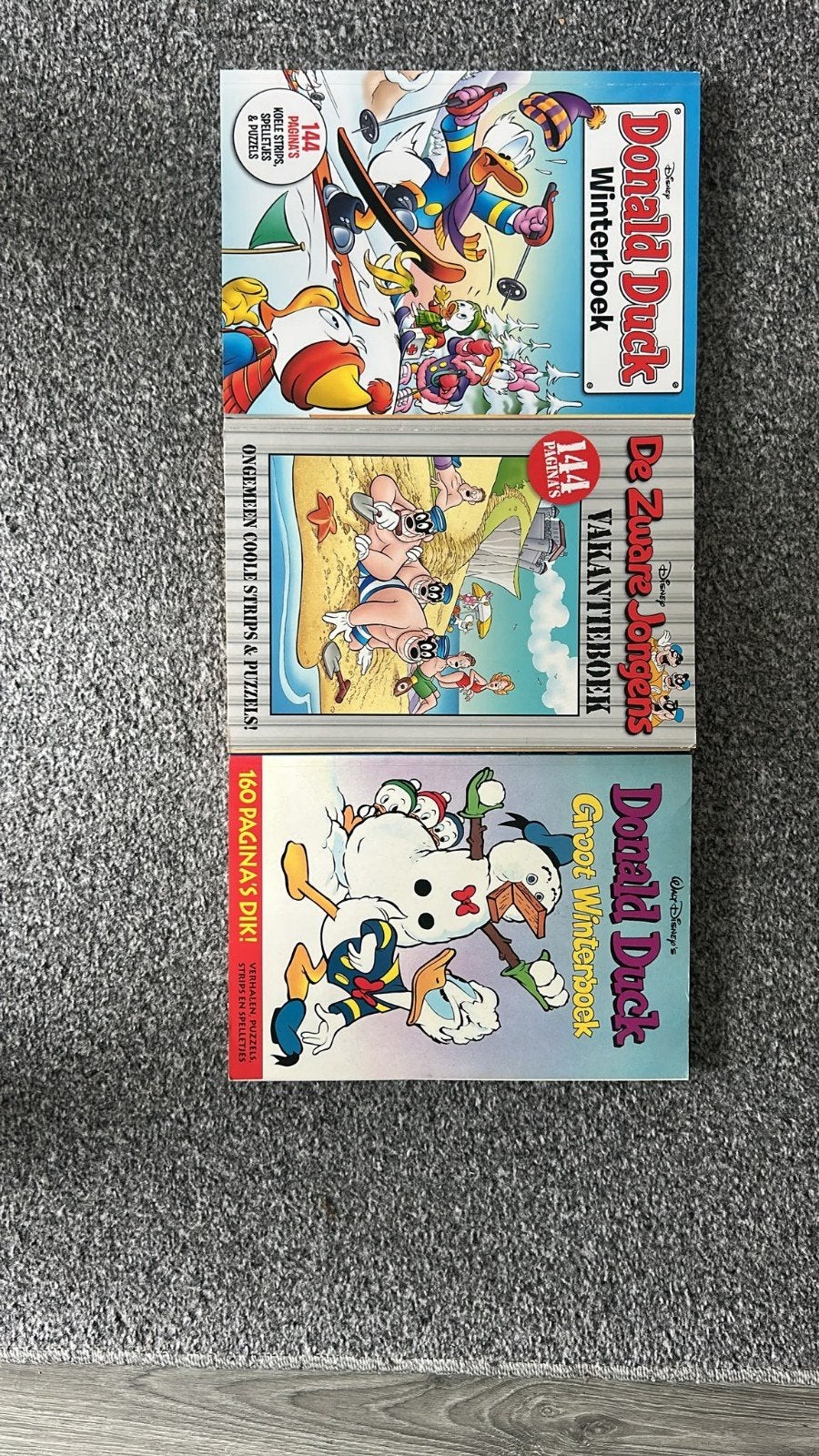 3 donald duck winter/vakantieboeken, Meerdere stripboeken, Ophalen of Verzenden, Gelezen