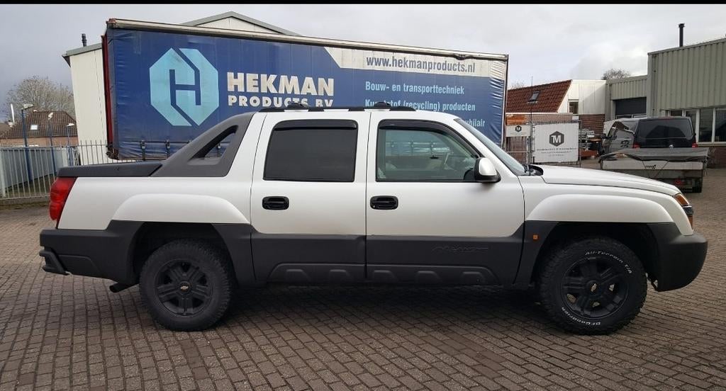 Chevrolet Avalanche 2003 . NW APK MET STEEKPROEF, Auto's, Chevrolet, Automaat, 8 cilinders, Wit, Particulier