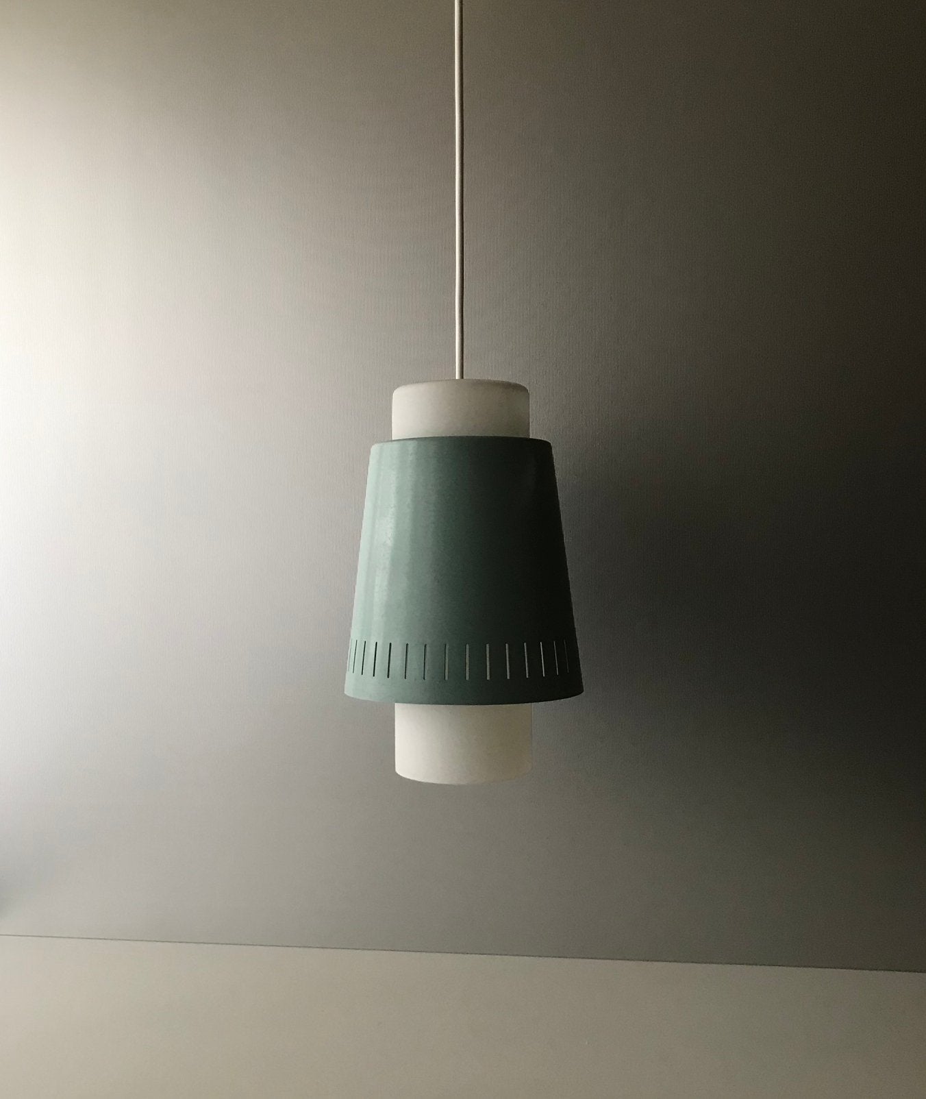 50s Philips hanging lamp vintage silence of the lamps, Gebruikt, Mid century modern vintage design, Glas, E27 (groot)