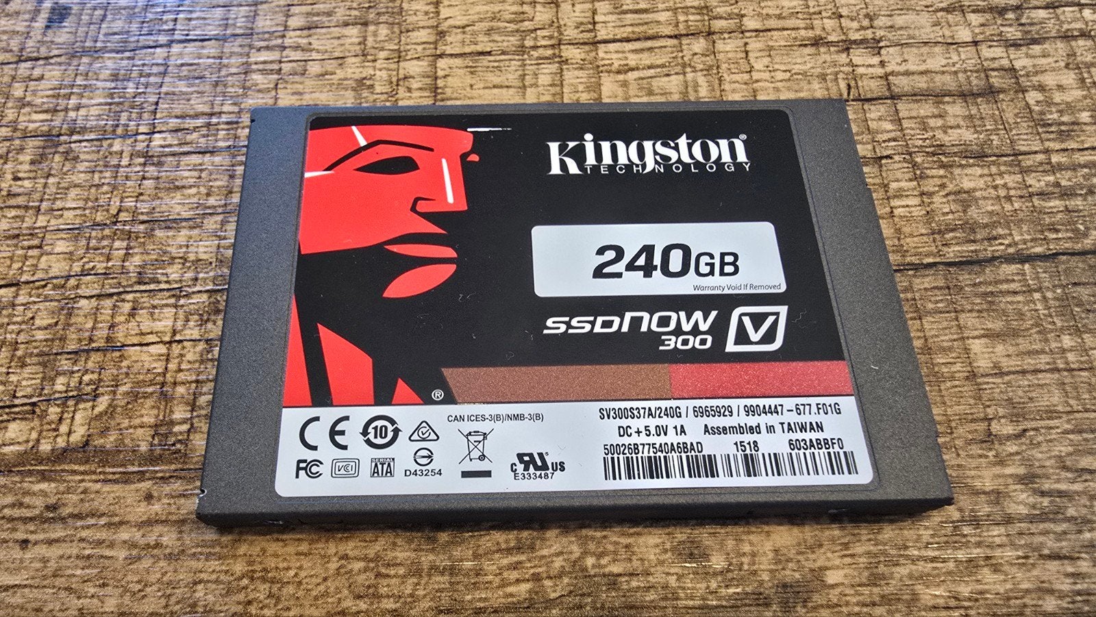 Kingston SSDNow V300 240GB 2.5 inch SATA SSD, Computers en Software, Intern, Gebruikt, Kingston, Ophalen of Verzenden