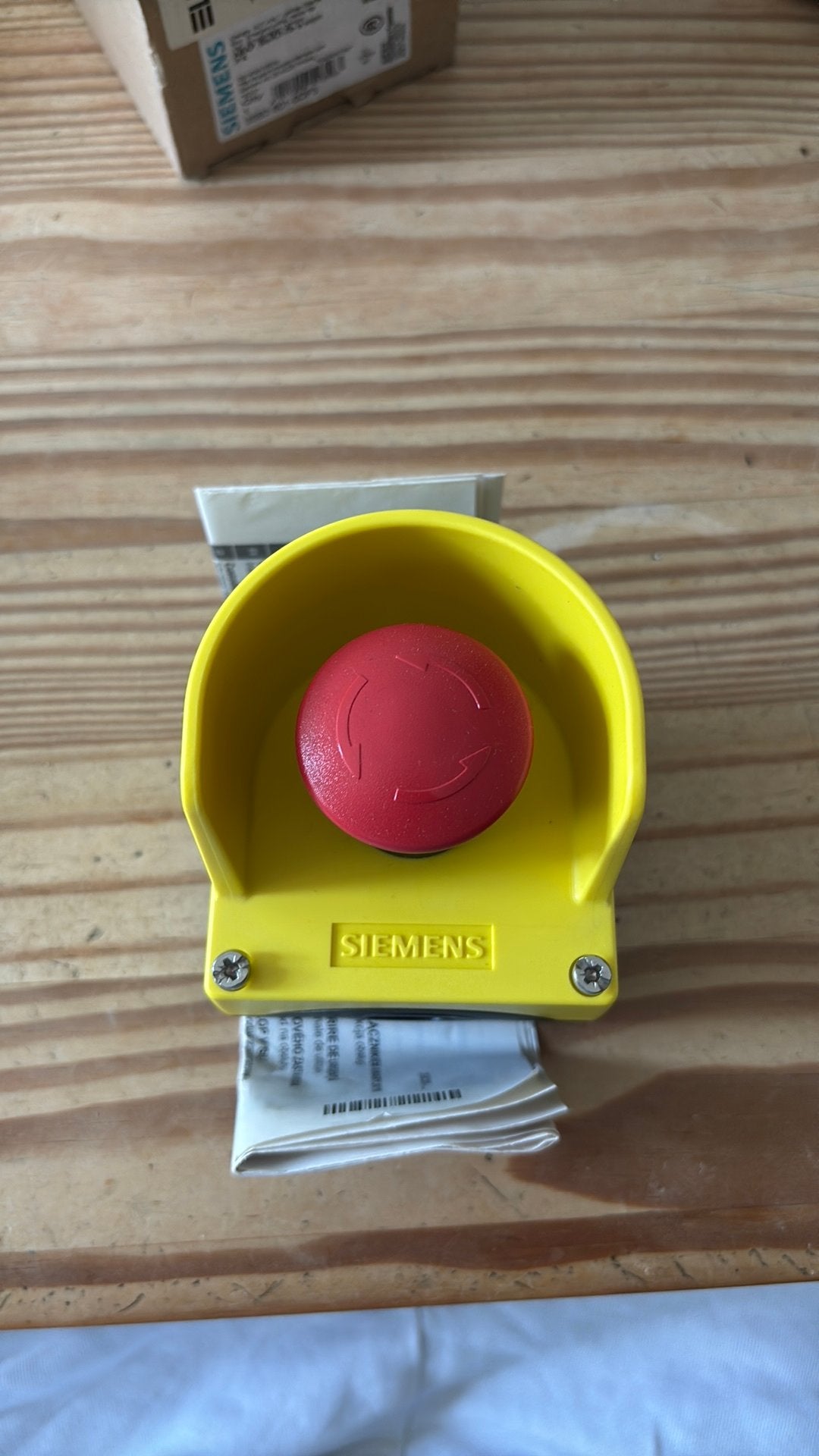 SIEMENS PUSH BUTTON STATION 3SB3801-0DF3, Hobby en Vrije tijd, Elektronica-componenten, Ophalen of Verzenden, Nieuw
