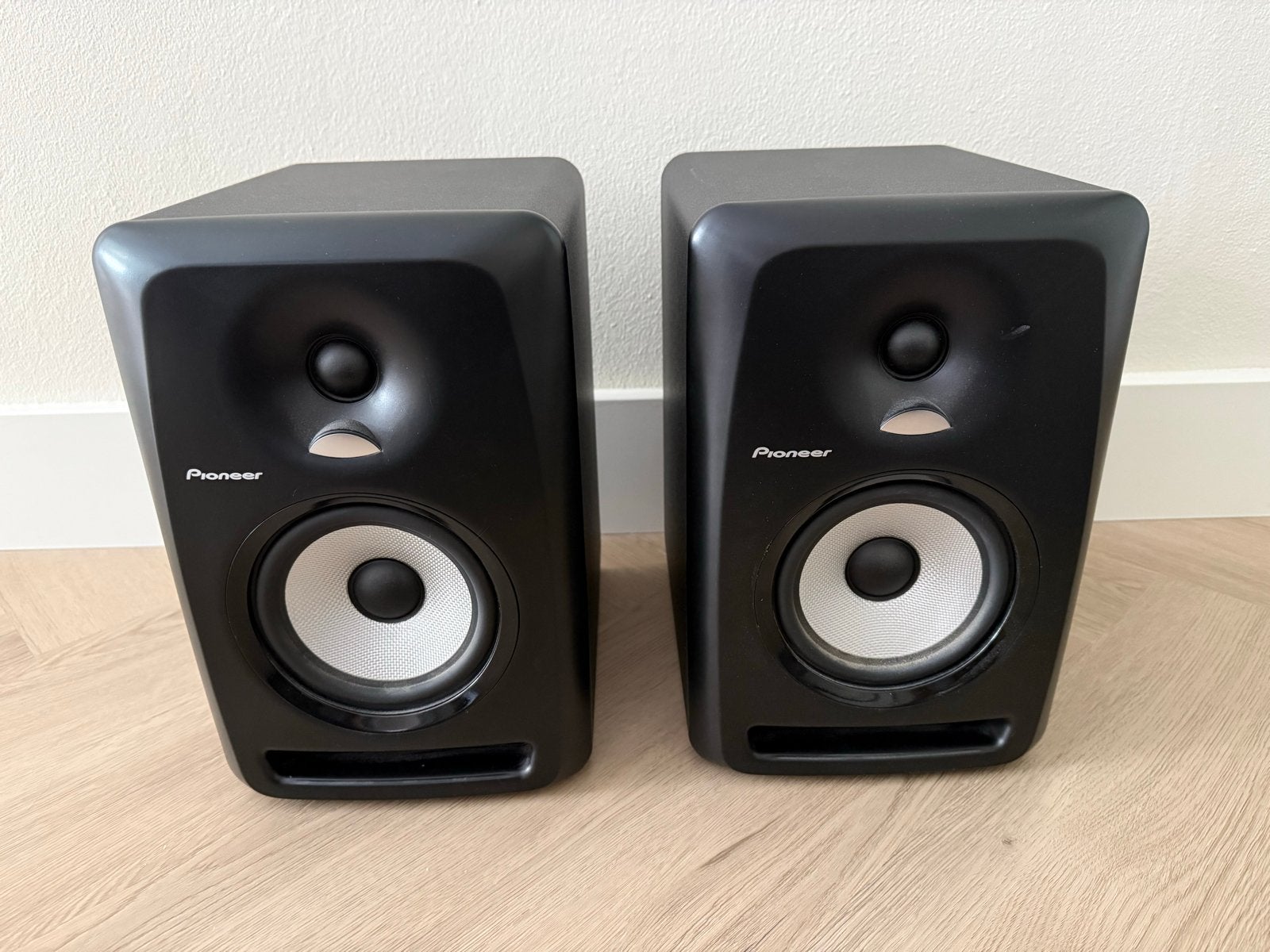 Pioneer S-DJ50X actieve studiomonitor speaker (set van 2), Ophalen, Studiomonitor, Gebruikt, 60 tot 120 watt