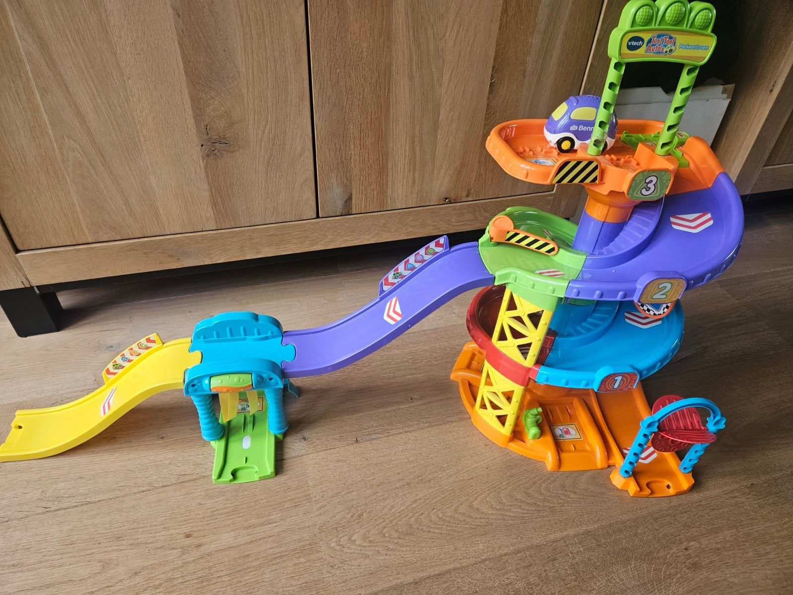 VTech Toet Toet Auto's Parkeertoren met Benny Bus, Ophalen, Gebruikt