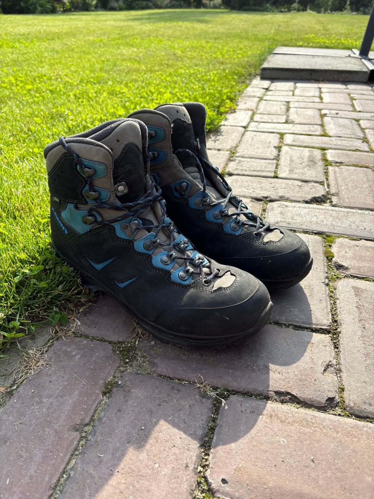 Lowa bergschoenen, Ophalen of Verzenden, Zo goed als nieuw, Schoenen